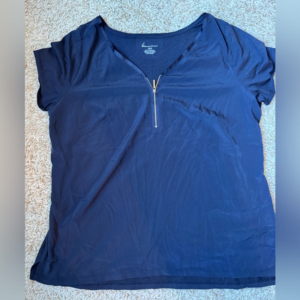 Lane Bryant Navy Short Sleeve Zipper Top